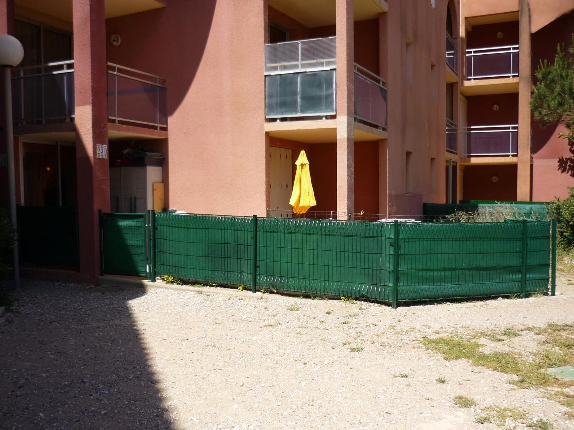 Apartment Barcares F2 Cabine, Rdc, 50 M, 28 M2, 6 Personnes Le Barcares