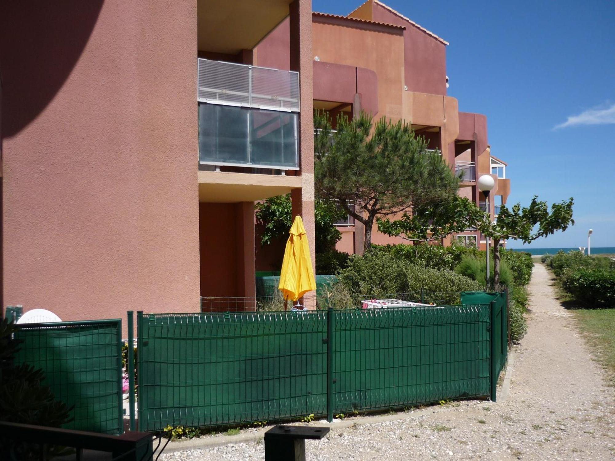 Barcares F2 Cabine, Rdc, 50 M, 28 M2, 6 Personnes *